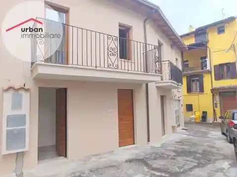 Villa in vendita a Pizzoli