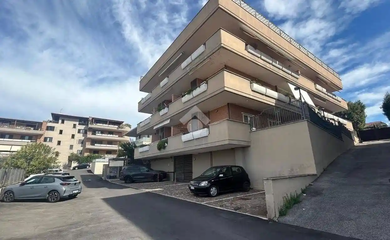 Appartamento in vendita a Marino