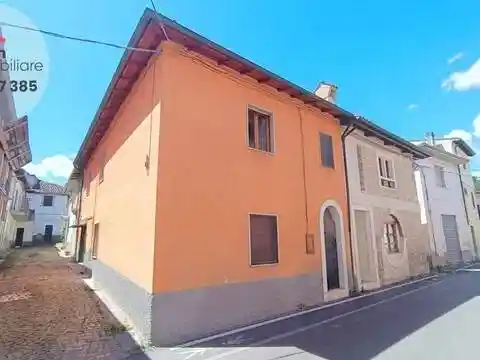 Villa in vendita a L'Aquila