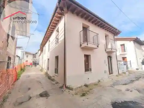 Villa in vendita a L'Aquila