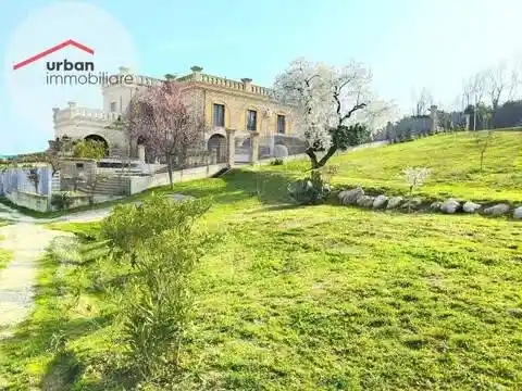 Villa in vendita a Tortoreto