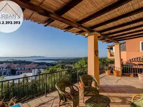 Appartamento in vendita a Arzachena