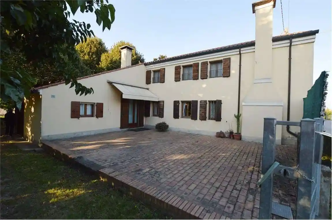 Villa in vendita a Ospedaletto Euganeo