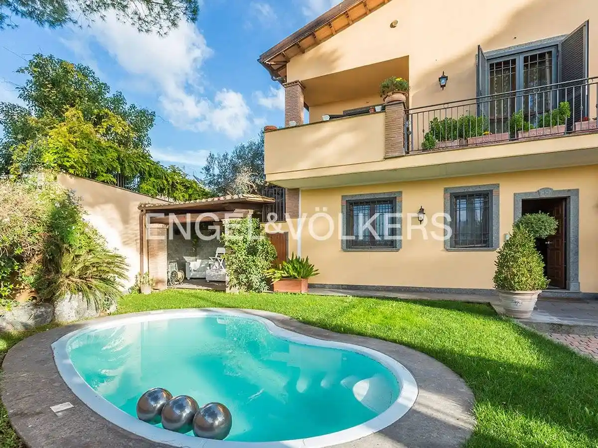 Villa in vendita a Roma
