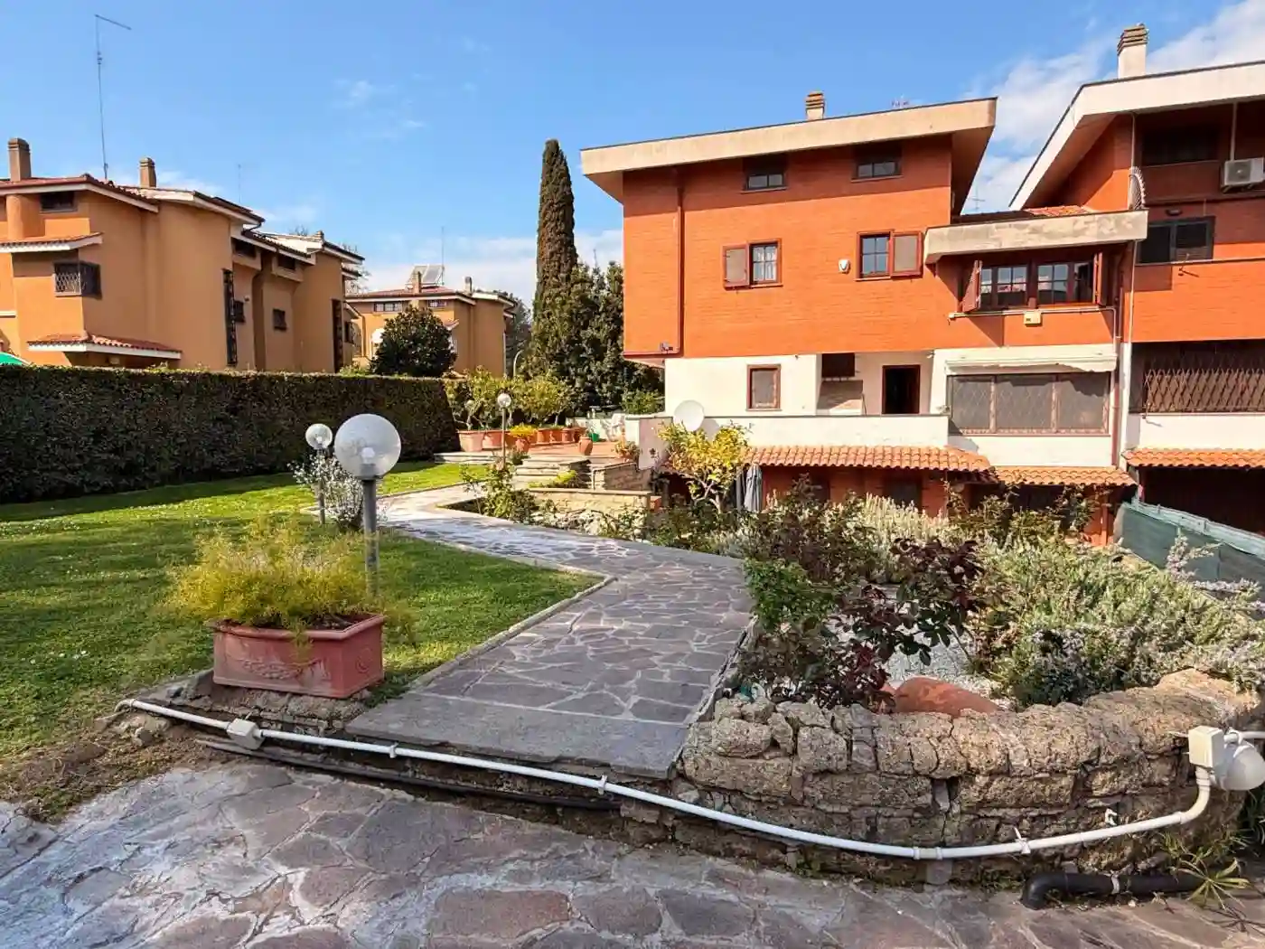 Villetta a schiera - foto 2