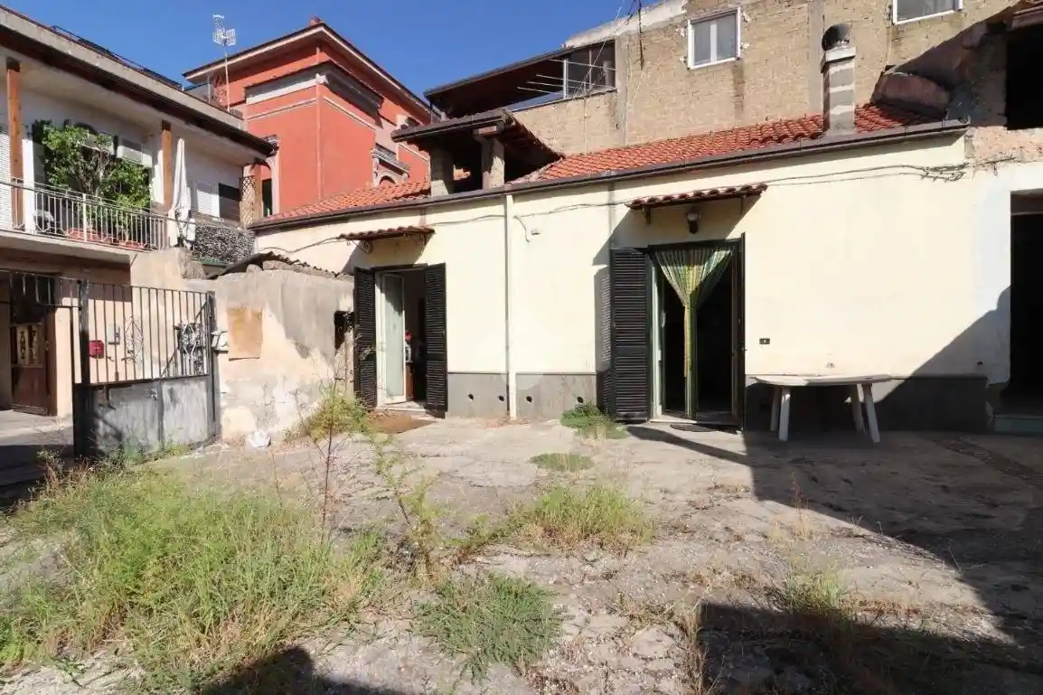 Casa indipendente in vendita a Casaluce