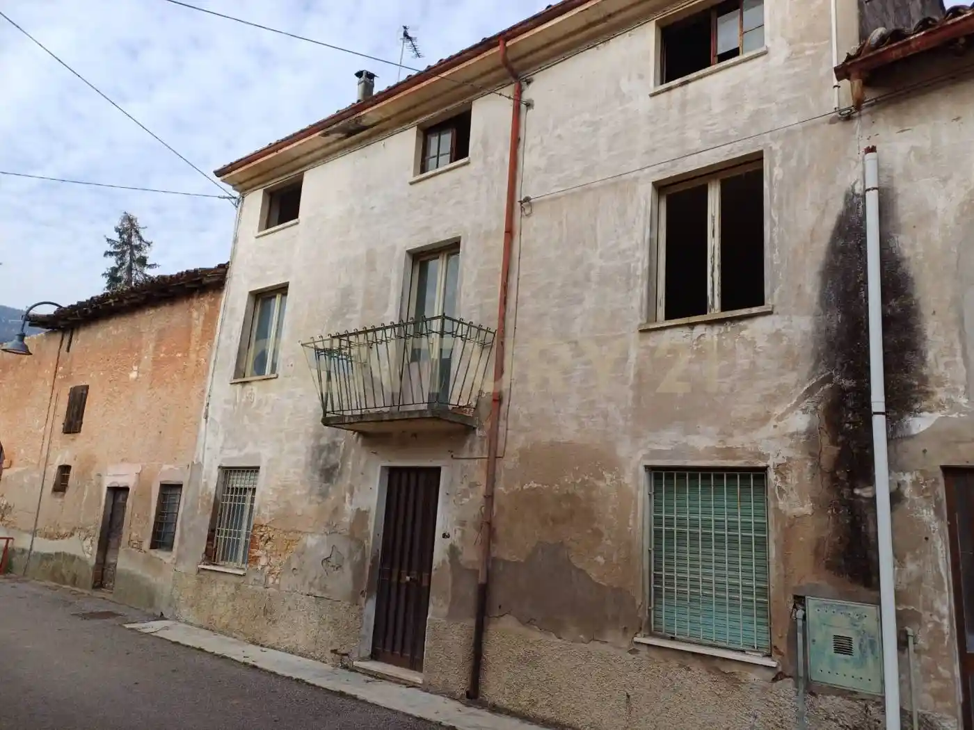 Rustico - Casale in vendita a Cazzano di Tramigna