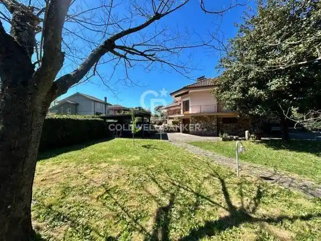Casa indipendente in vendita a Oriolo Romano