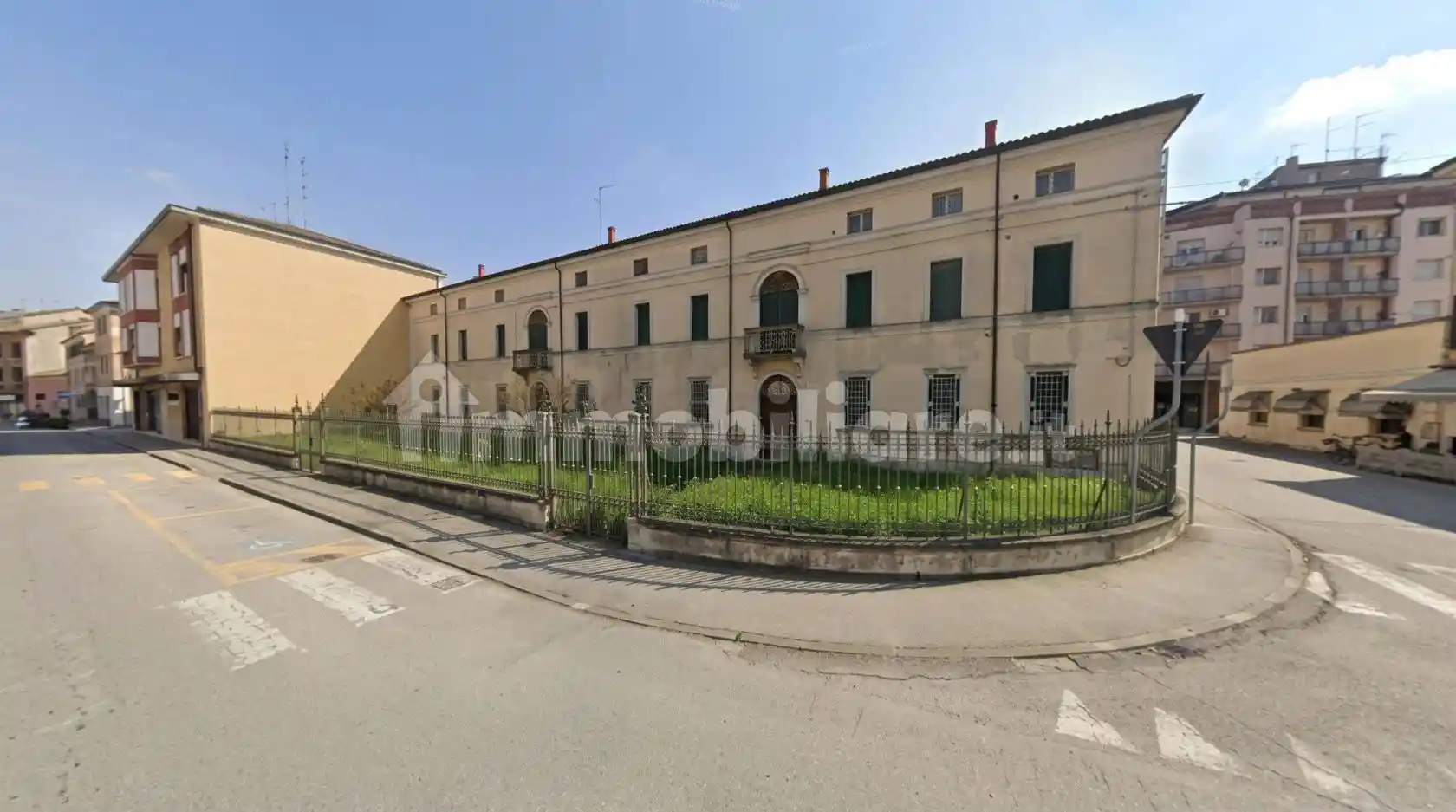 Palazzo - Edificio in vendita a Copparo