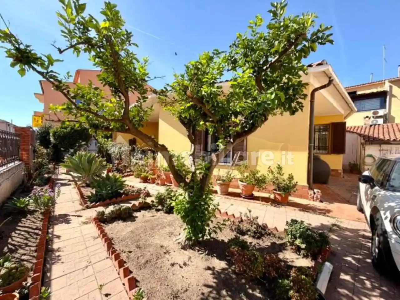 Villa in vendita a Olbia