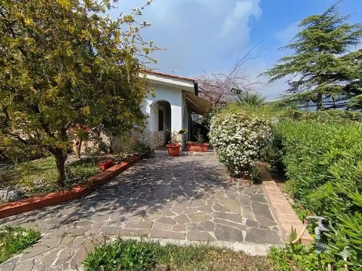 Villa in vendita a Itri