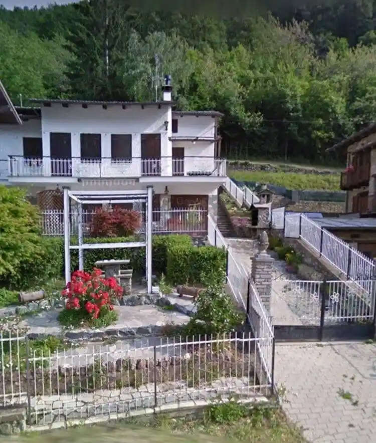 Casa indipendente in vendita a Sampeyre