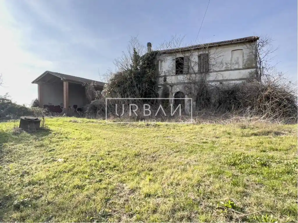 Rustico - Casale in vendita a Forlì