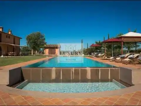 Villa in vendita a Peccioli