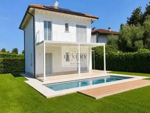 Villa in vendita a Pietrasanta