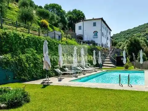 Villa in vendita a Vecchiano