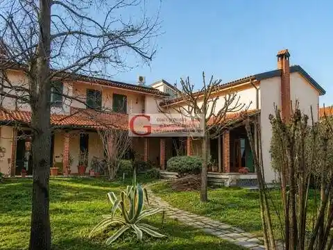 Villa in vendita a Vecchiano
