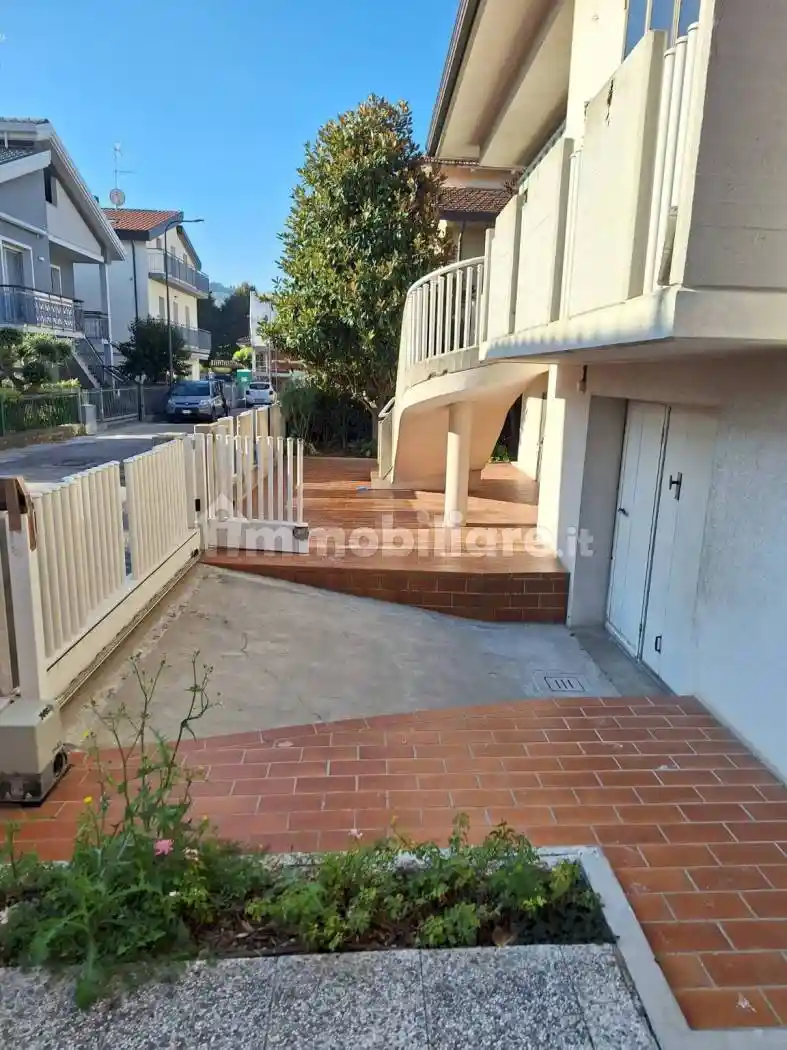 Villa in vendita a Gabicce Mare