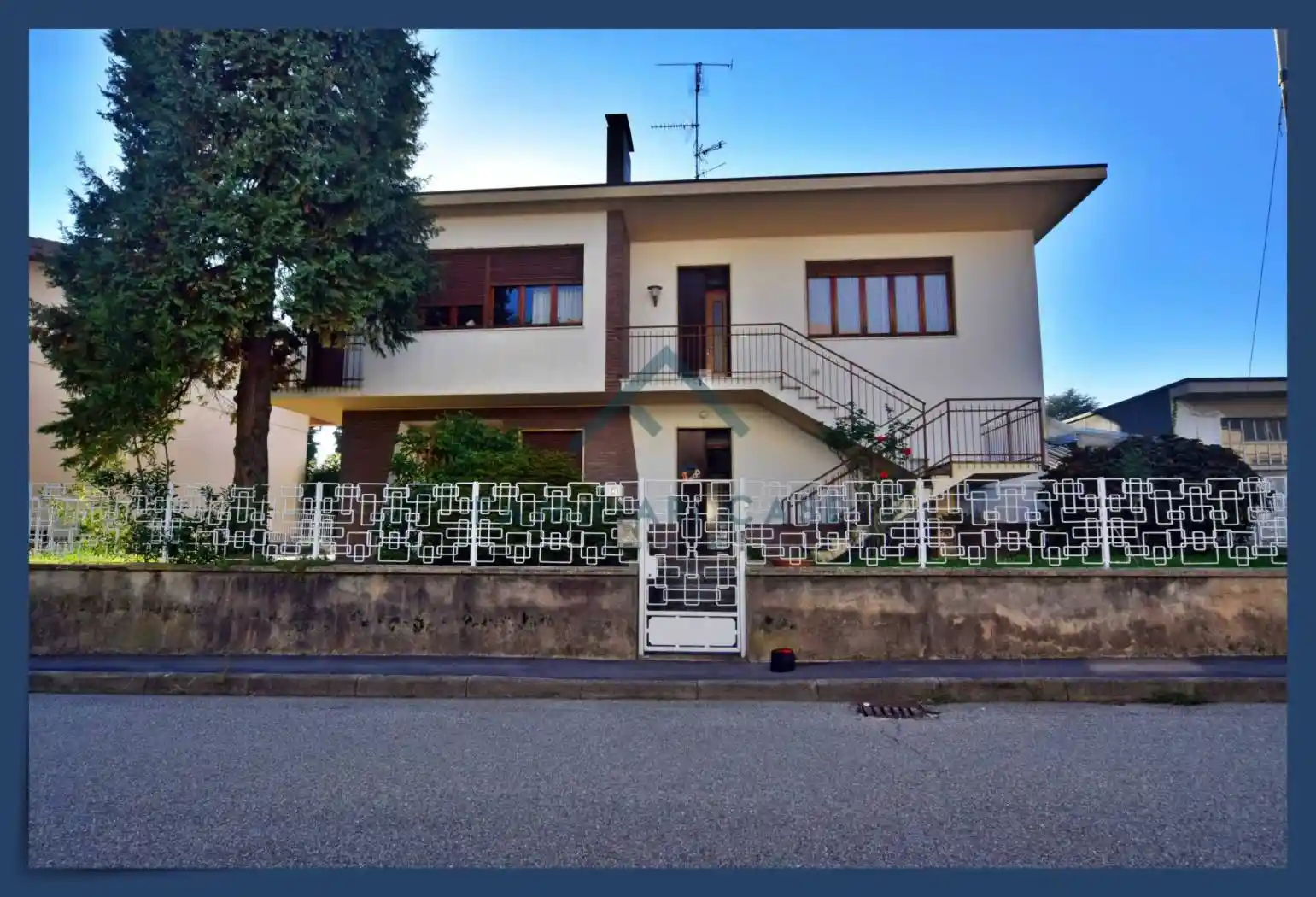 Villa in vendita a Albizzate