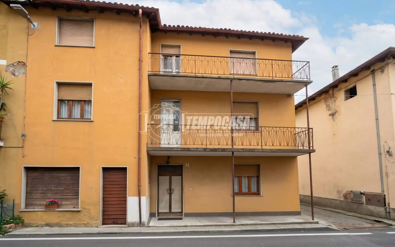 Palazzo - Edificio in vendita a Foresto Sparso