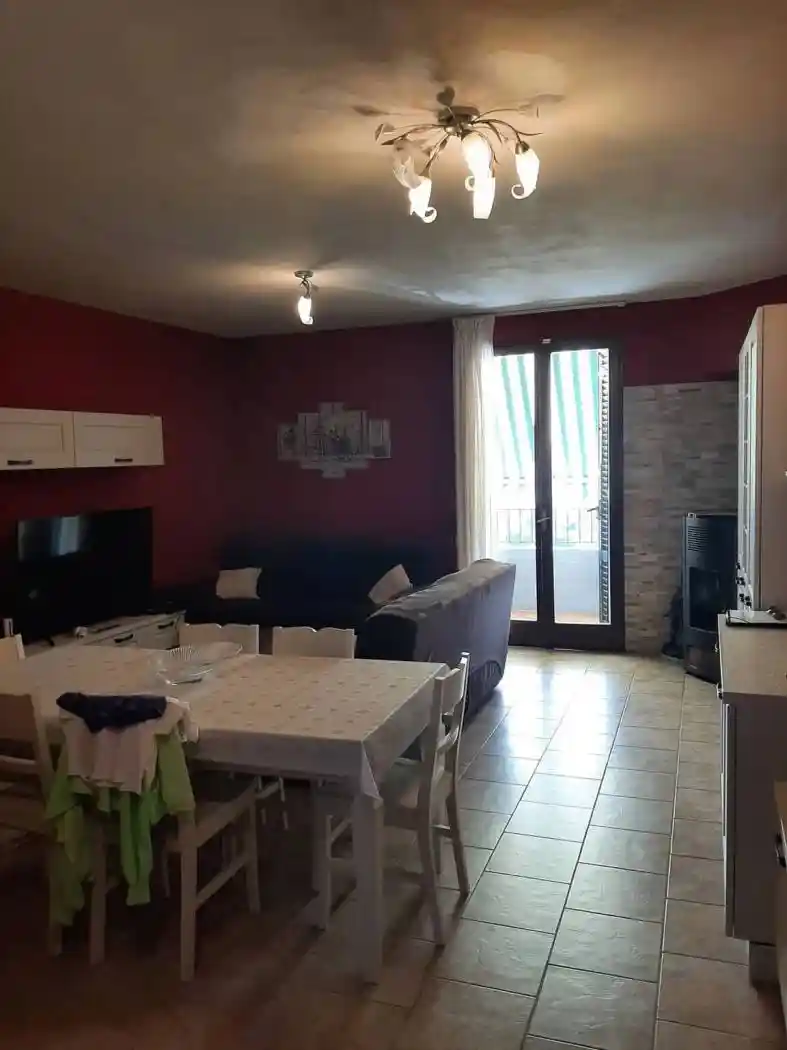 Appartamento in vendita a Casole d'Elsa