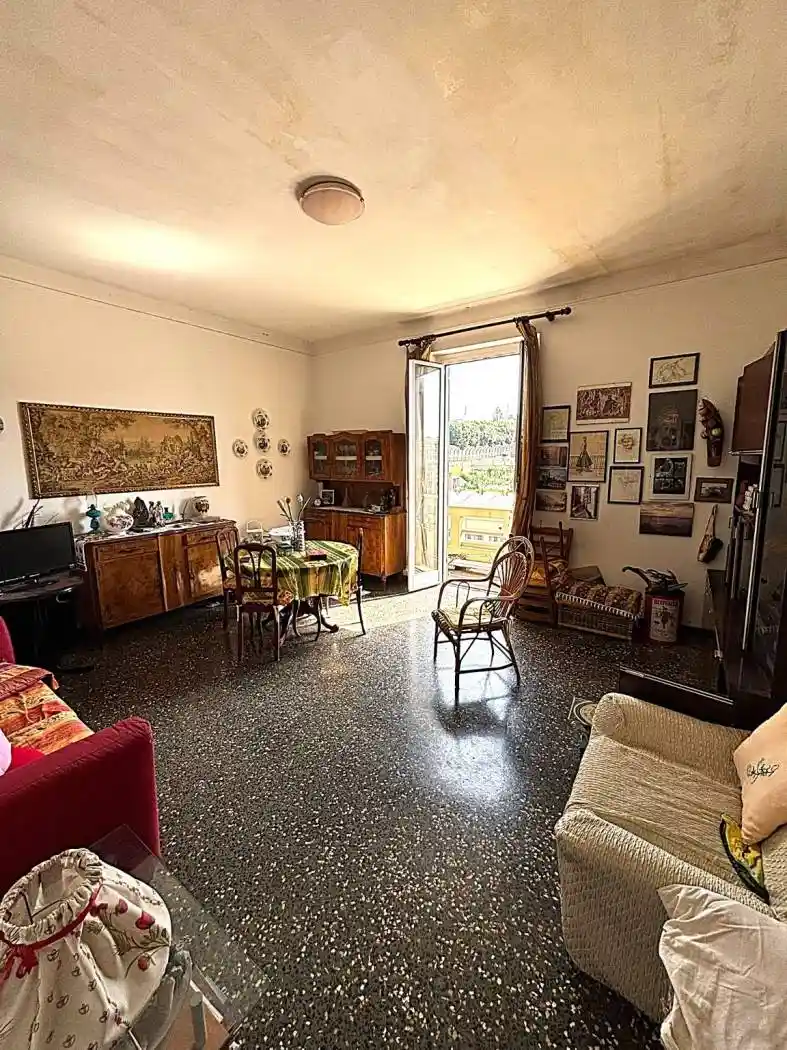 Appartamento in vendita a Genova