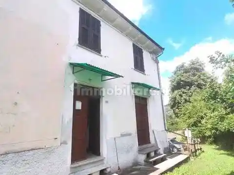 Villa in vendita a Mongiardino Ligure