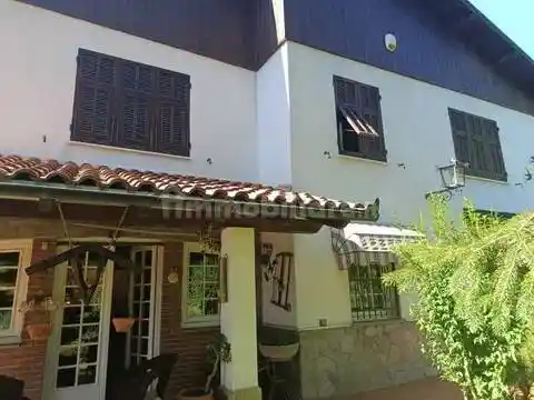 Villa in vendita a Stazzano