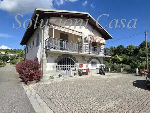Appartamento in vendita a Gavi