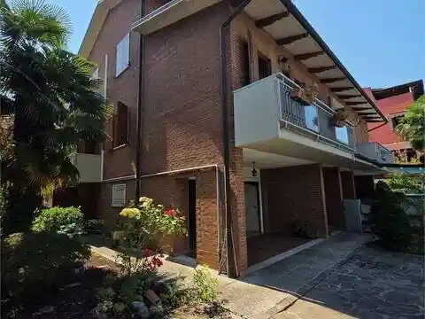 Villa in vendita a Modena