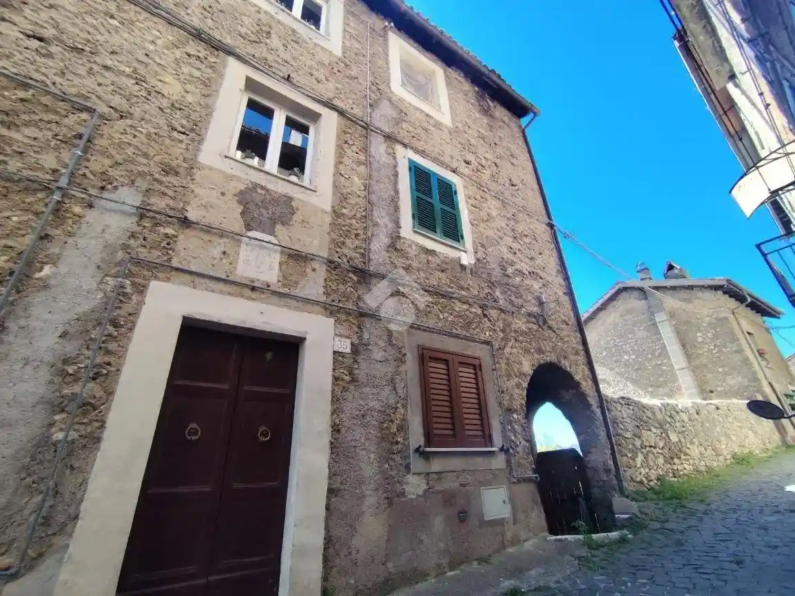Appartamento in vendita a Subiaco