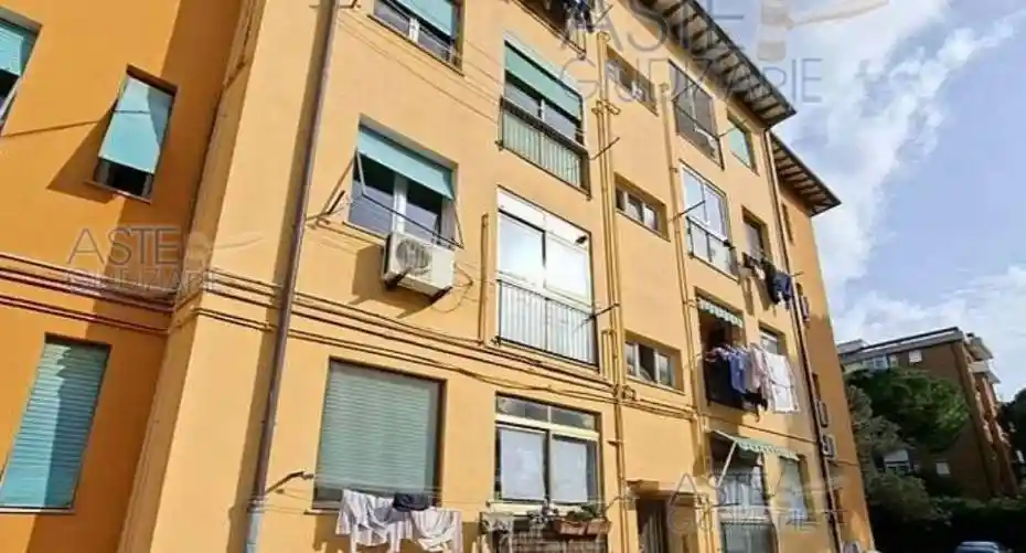 Appartamento in vendita a Livorno