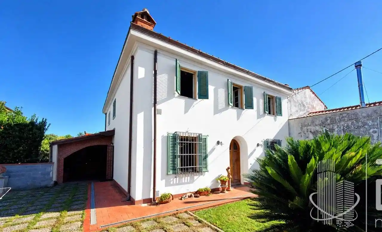 Villa in vendita a San Giuliano Terme