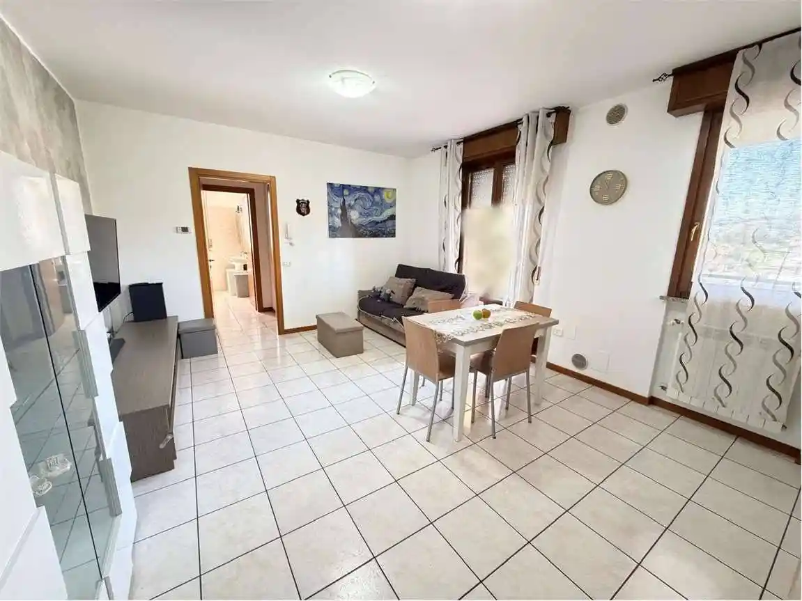 Appartamento in vendita a Vallefoglia
