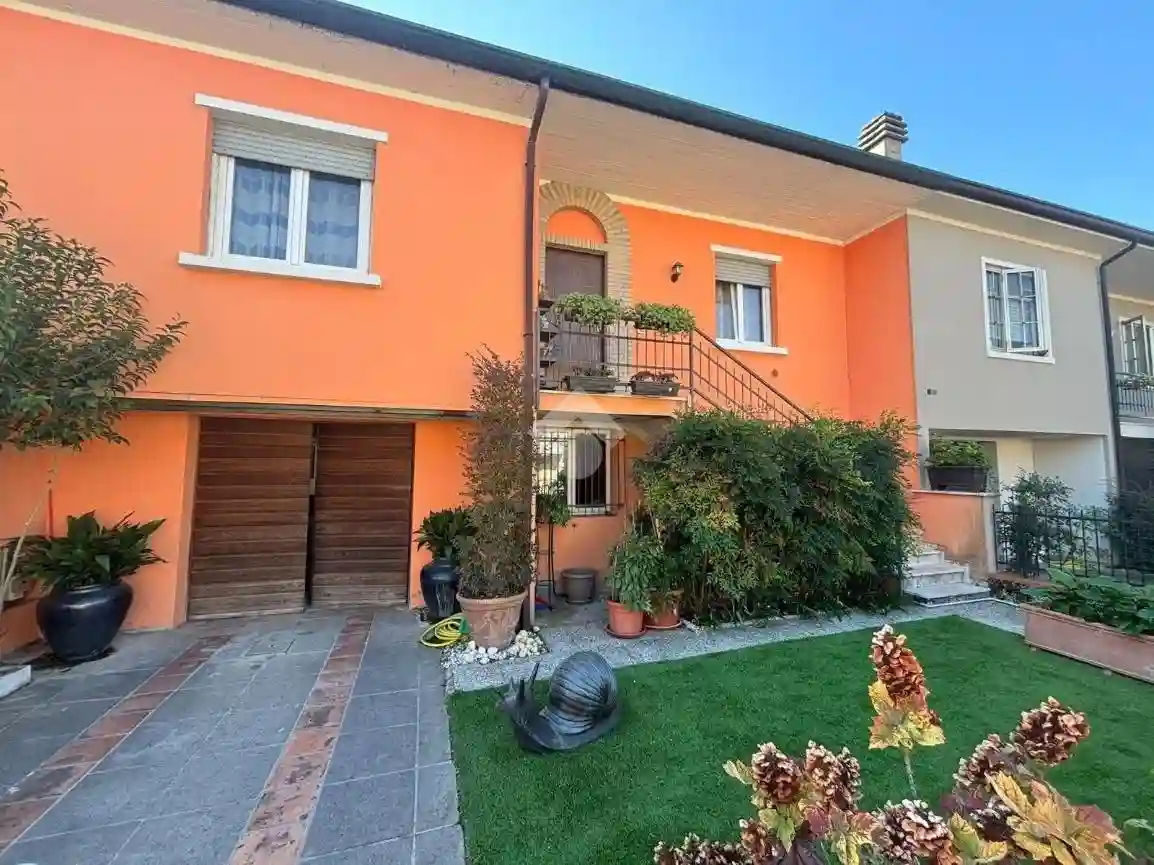 Villetta a schiera - foto 2