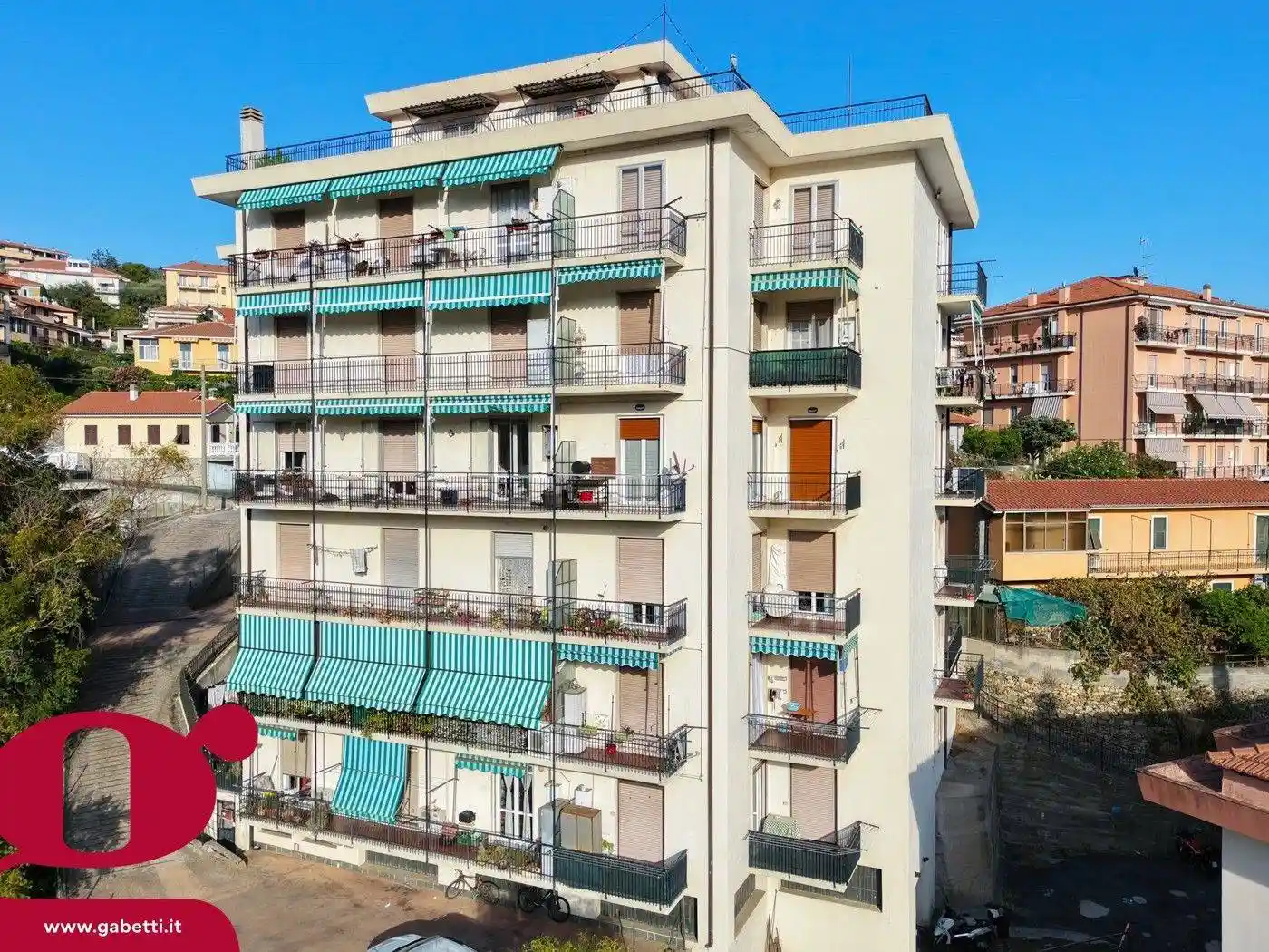 Appartamento in vendita a Imperia