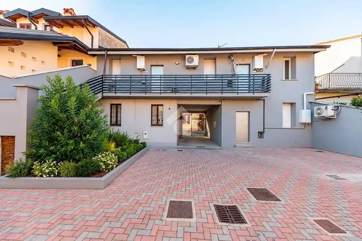 Appartamento in vendita a Arese