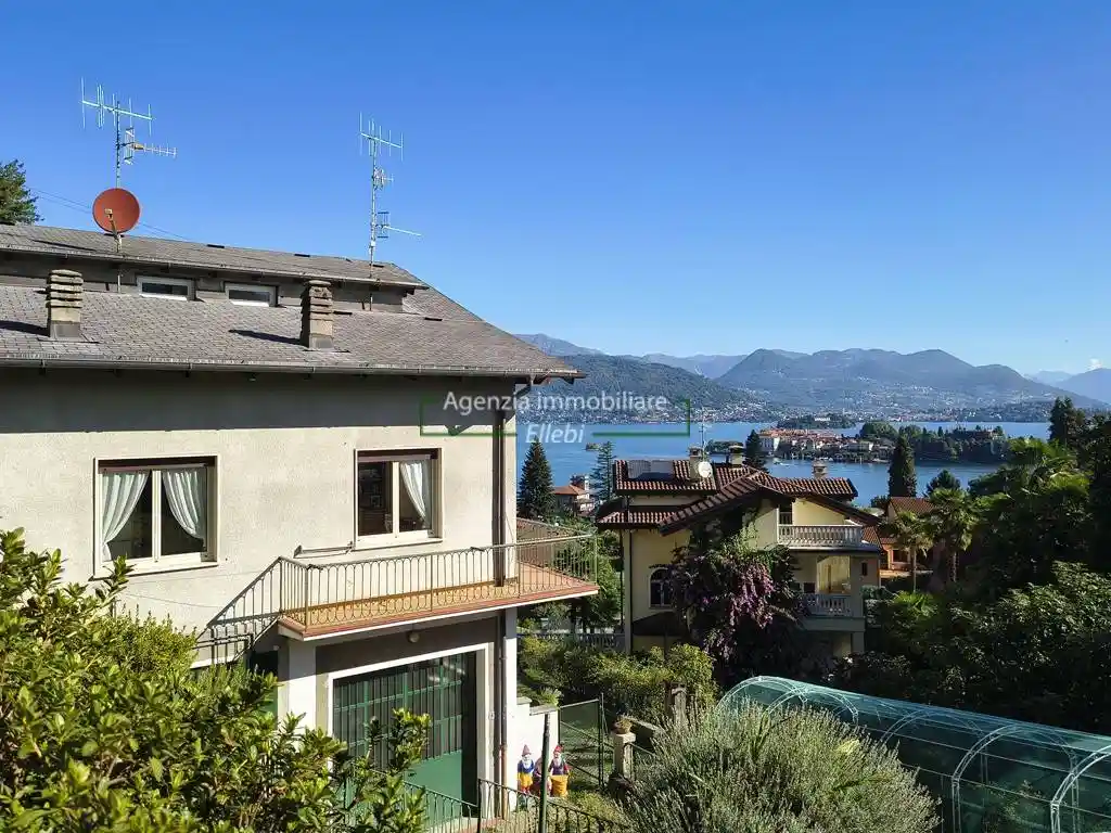 Appartamento in vendita a Stresa