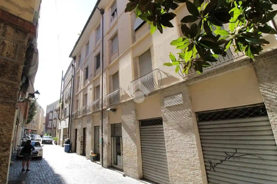 Appartamento in affitto a Terni