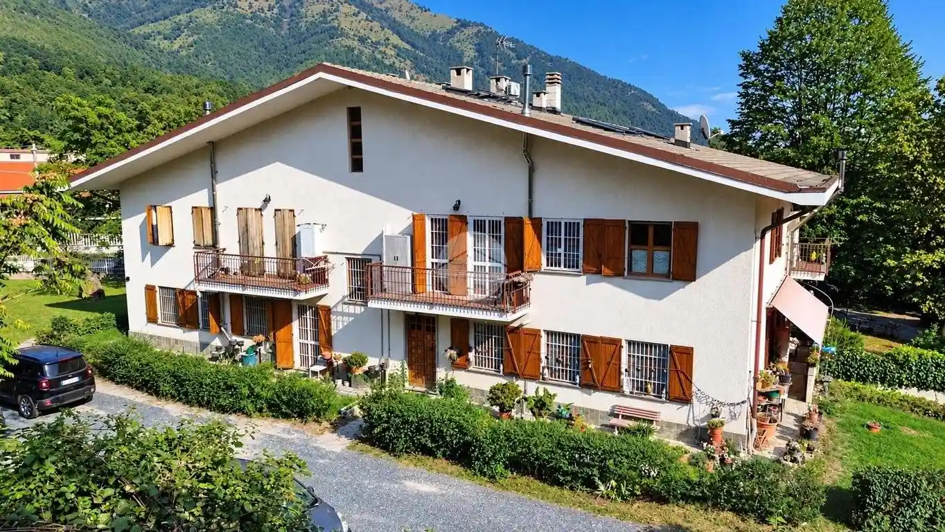 Appartamento in vendita a Val della Torre