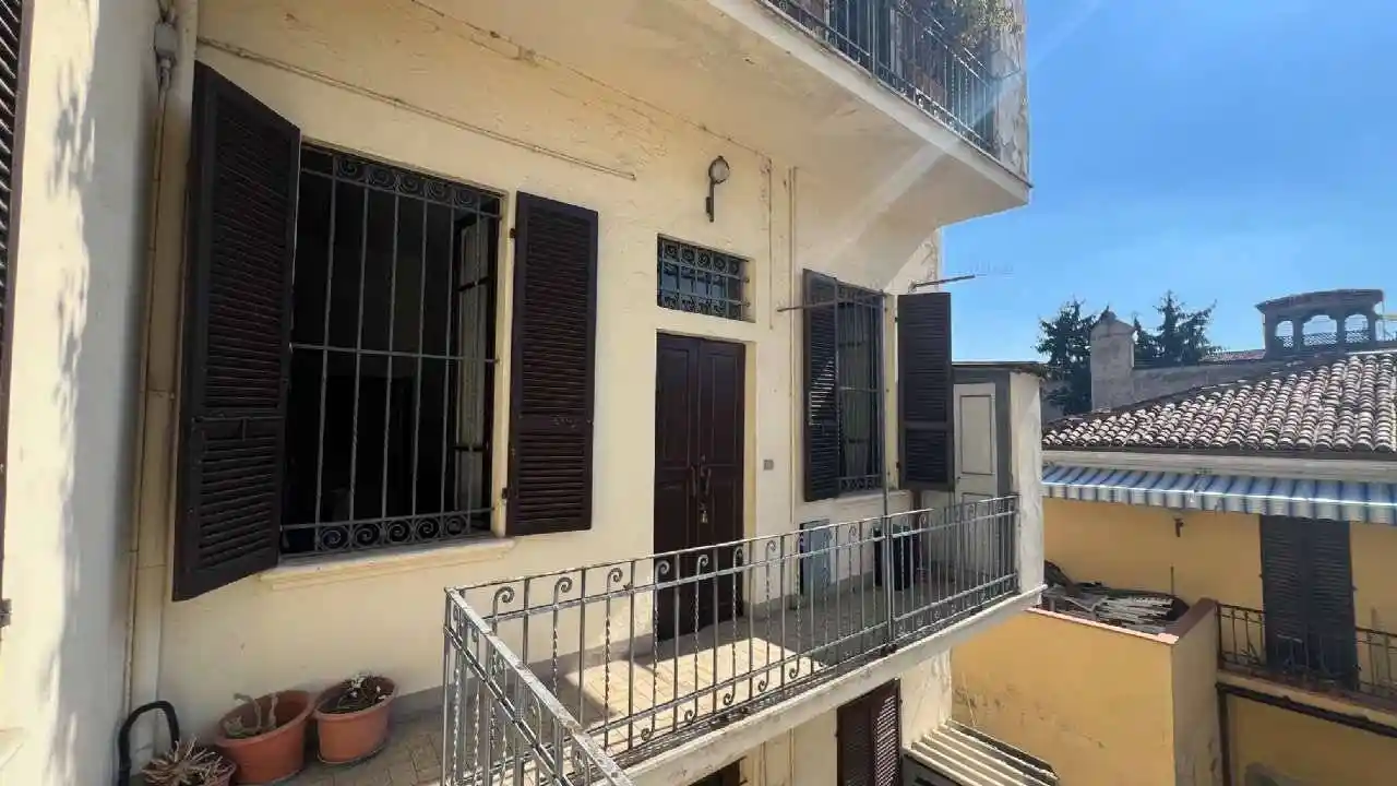 Appartamento in vendita a Piacenza