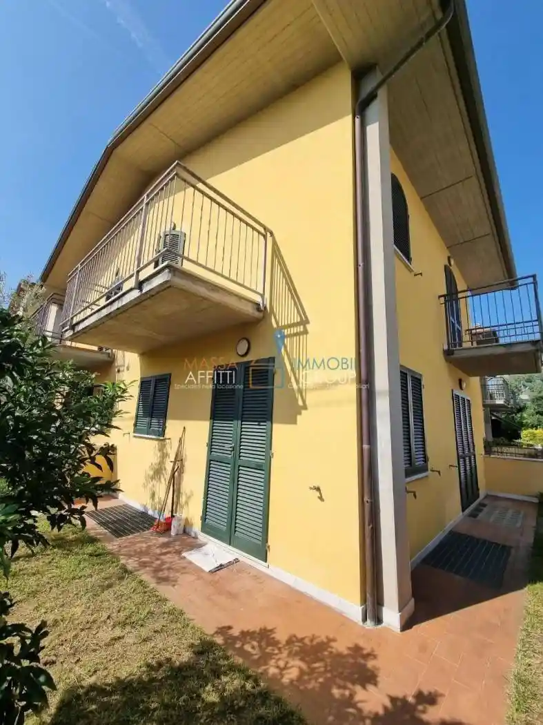 Appartamento in vendita a Massa