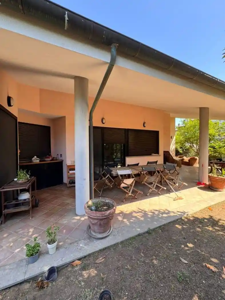 Villa in vendita a Nettuno