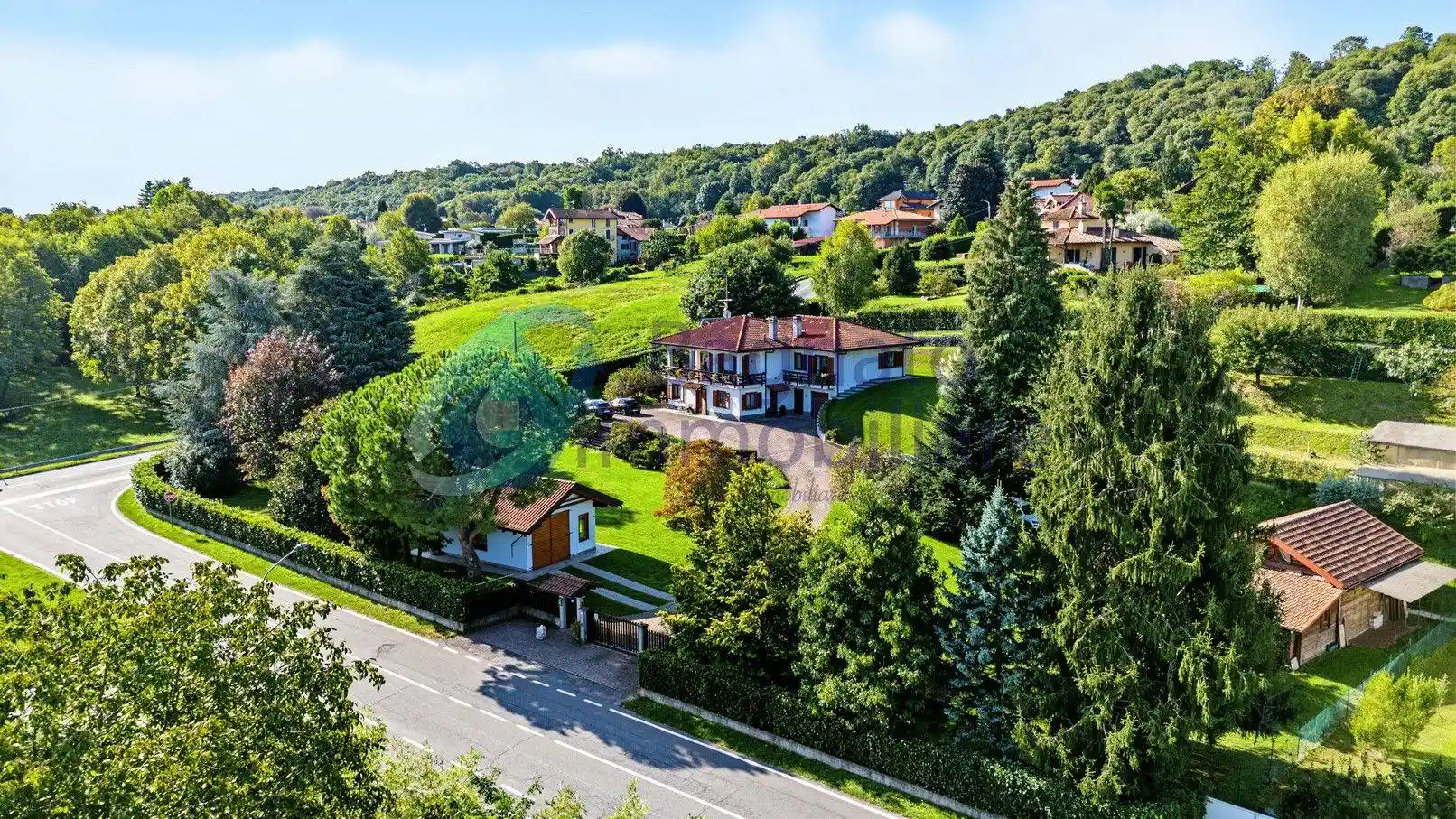 Villa in vendita a Dormelletto