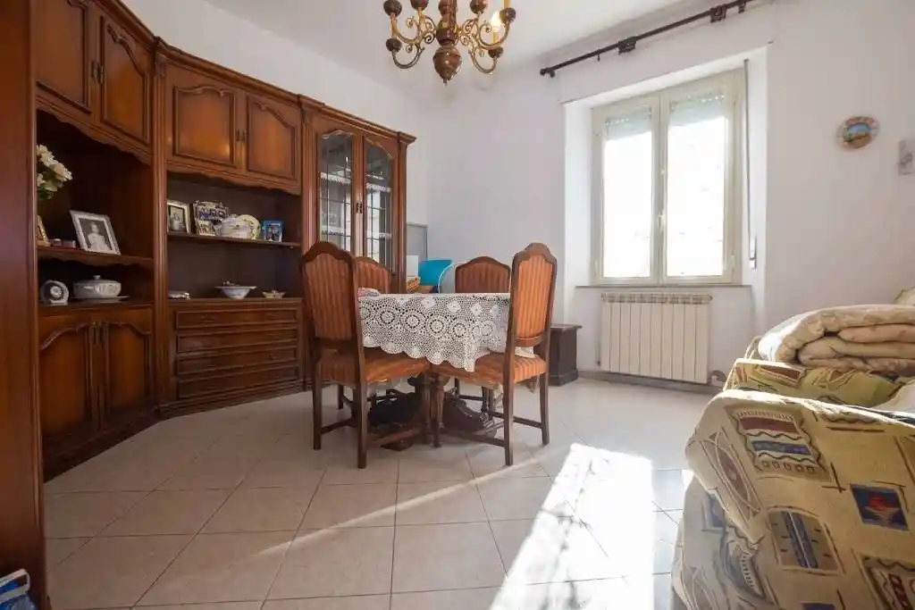 Appartamento in vendita a Campiglia Marittima