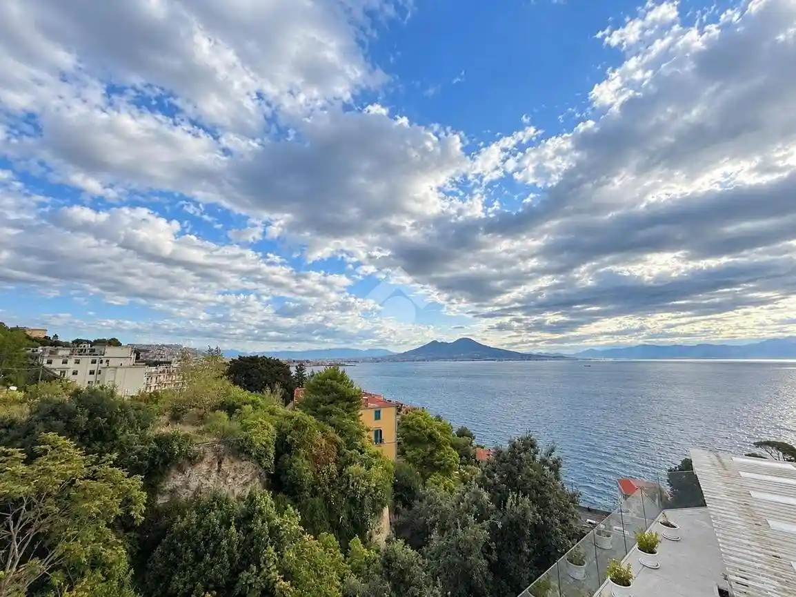 Appartamento in affitto a Napoli
