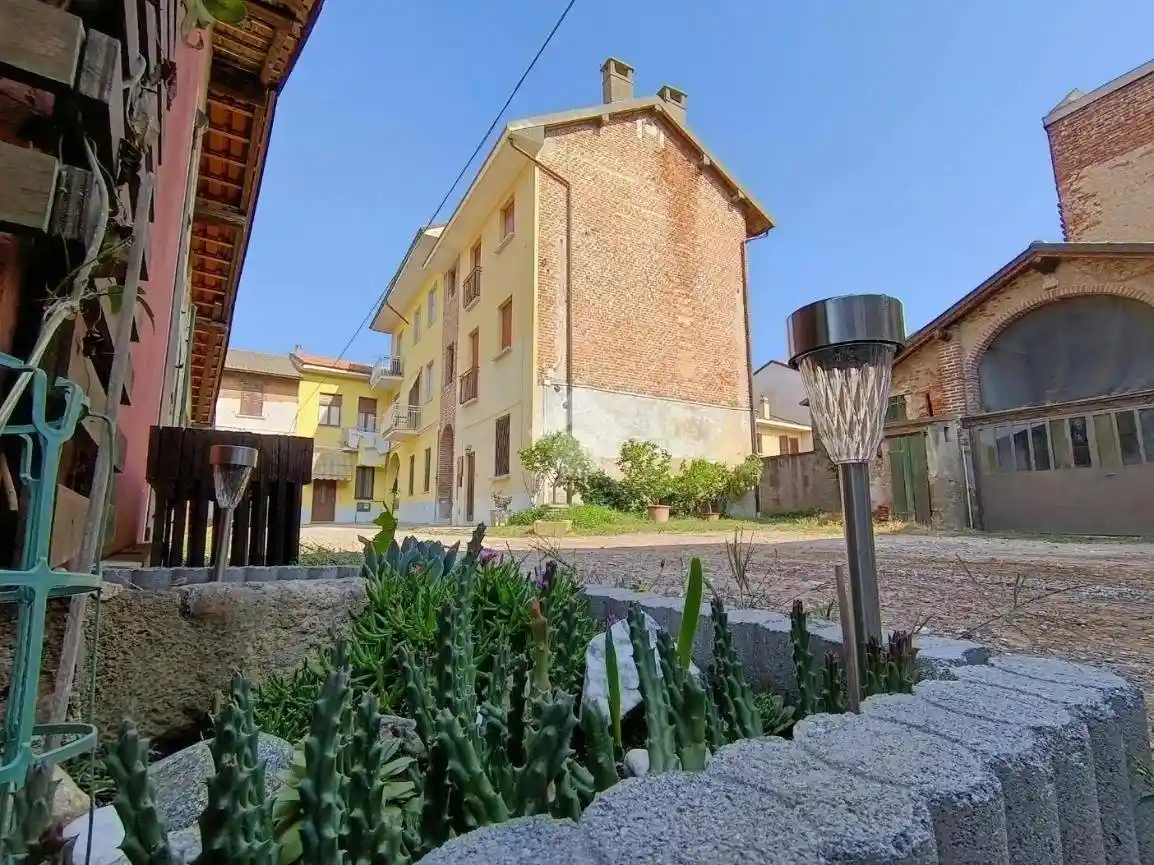 Appartamento in vendita a Robecco sul Naviglio