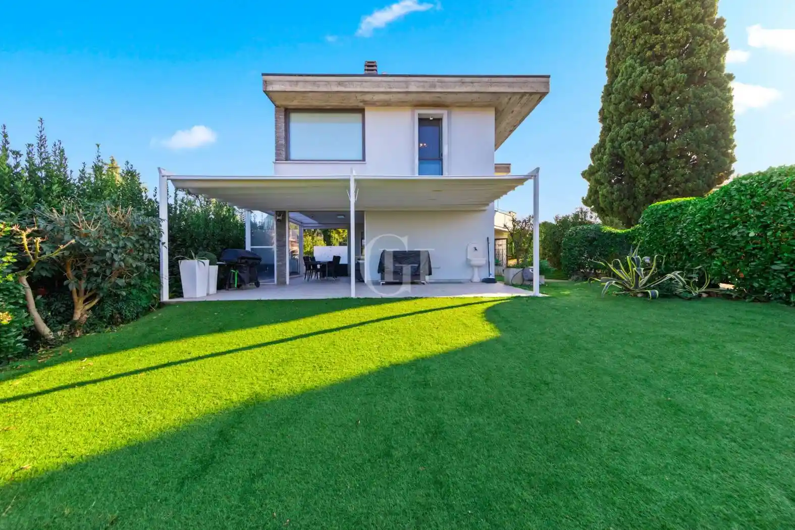 Villa in vendita a Desenzano del Garda