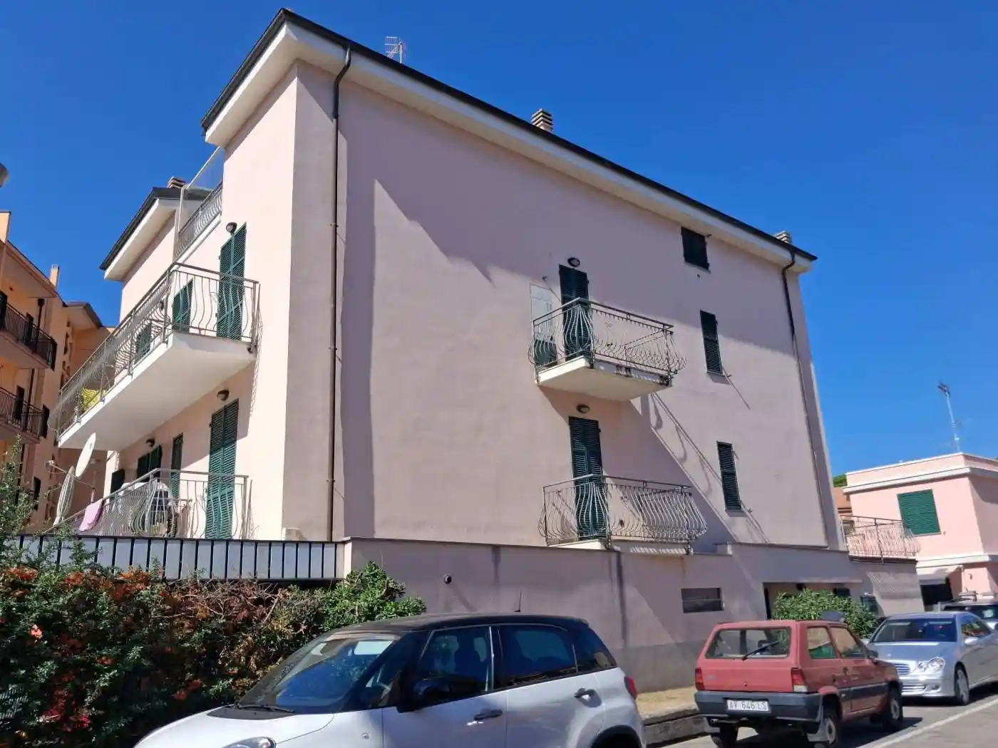 Appartamento in vendita a Borgio Verezzi