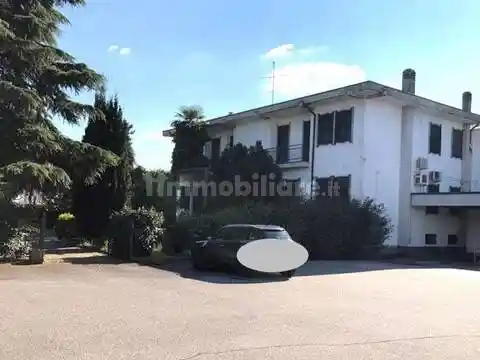 Villa in vendita a Magenta